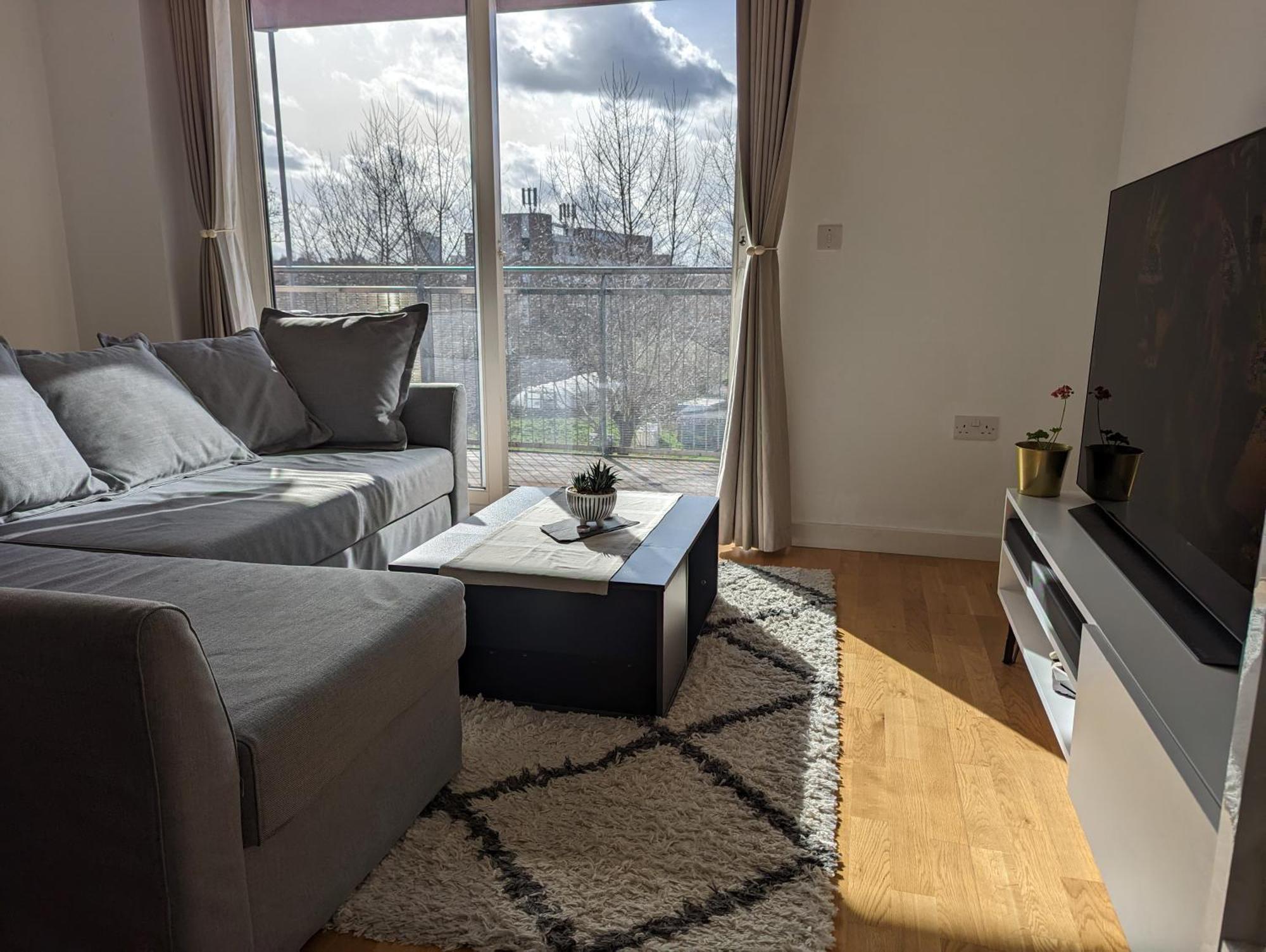 Modern London Apartment Near Greenwich - Rooftop City View Экстерьер фото